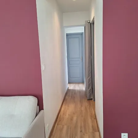 Bel 50m2 En Plein Centre De * 索米尔